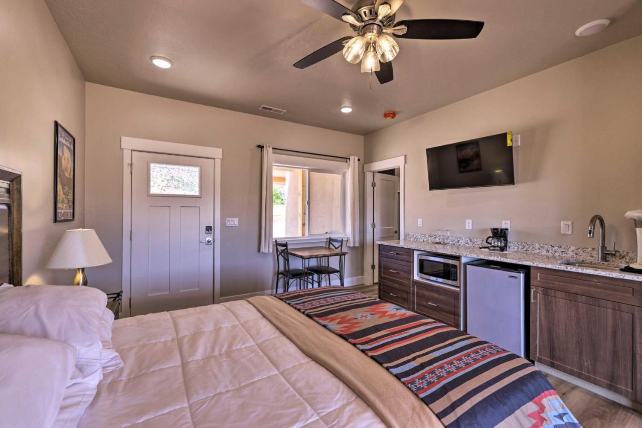 Quiet Kanab Home With Panoramic Views And Porch! Exterior photo
